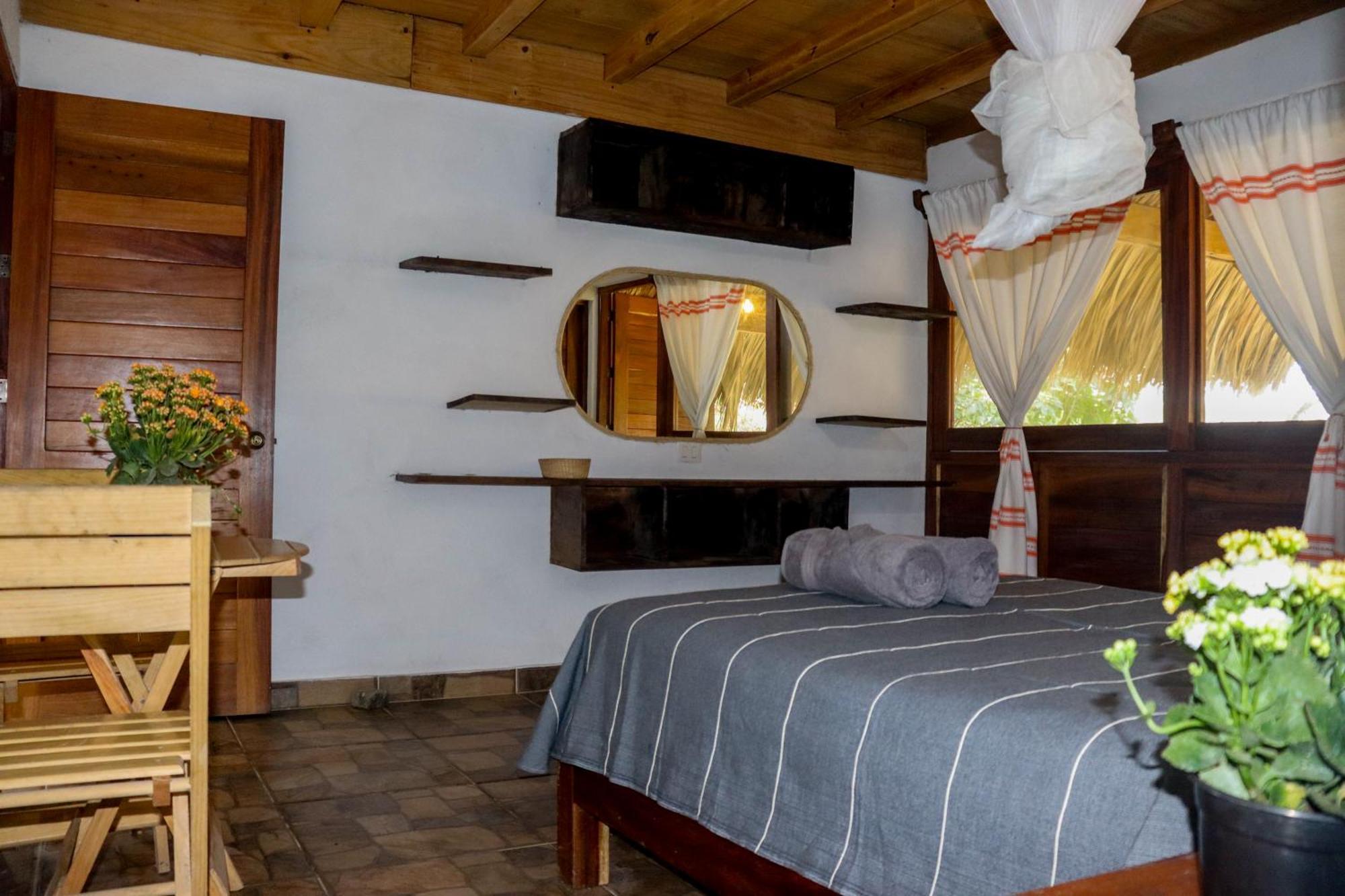 La Aldea Zipolite Hotell Exteriör bild